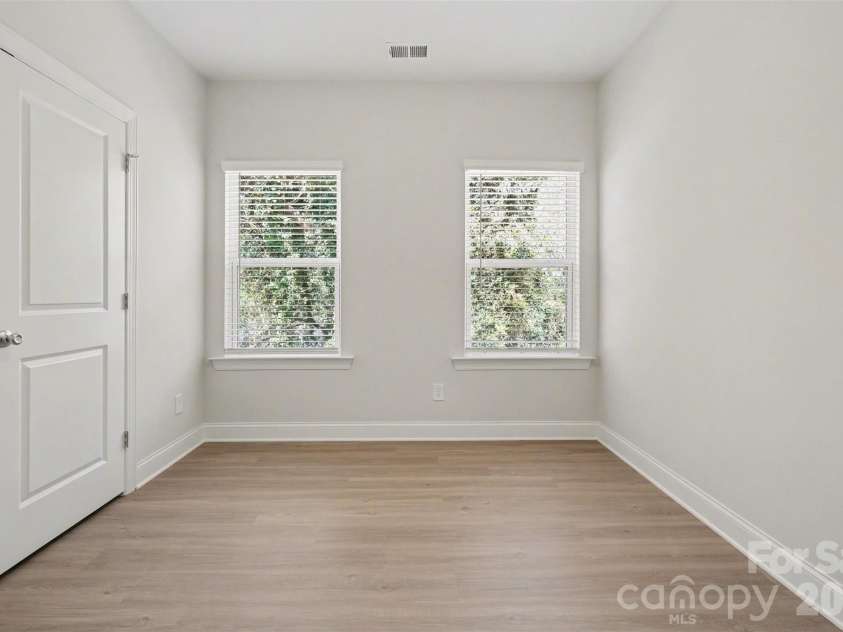 533 Broadway Court, Statesville, NC 28677.  MLS# CAR4364567, YatesRealty ID 12732. Unit B