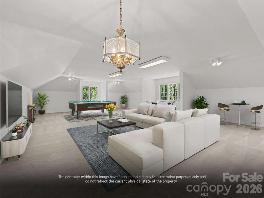 3 Fir Tree Lane, Asheville, NC 28803.  MLS# CAR4365505, YatesRealty ID 12733. Extra Large Multipurpose Room Staged