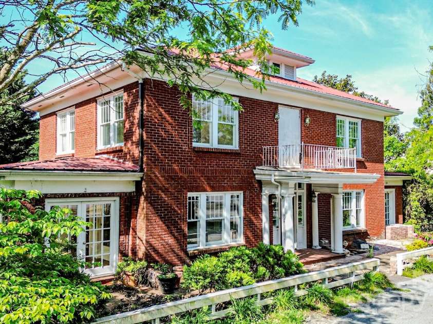 407 Main Street, Forest City, NC 28043.  MLS# CAR4254486, YatesRealty ID 12733. 