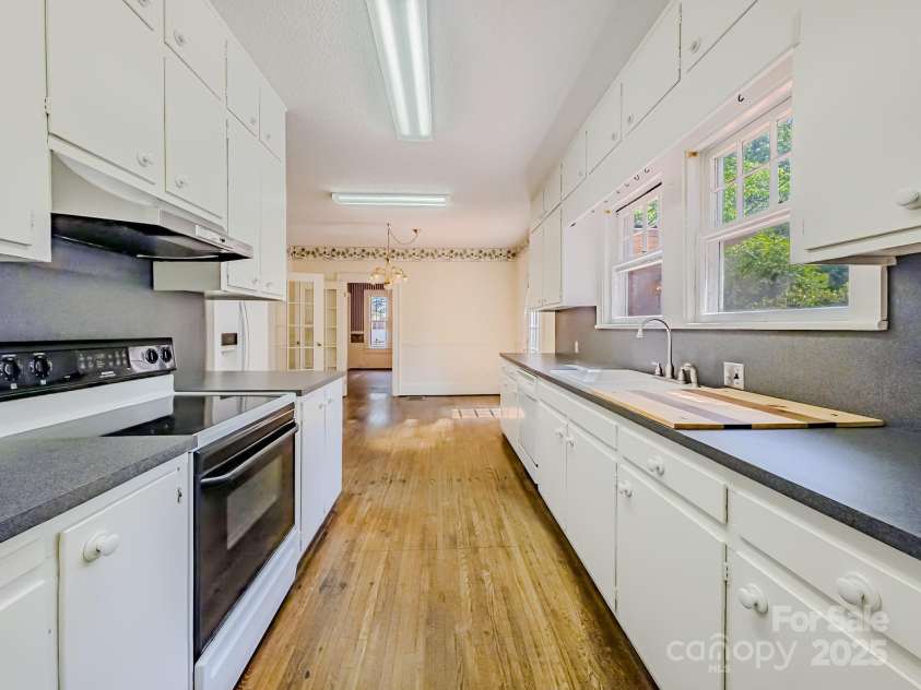 407 Main Street, Forest City, NC 28043.  MLS# CAR4254486, YatesRealty ID 12733. 