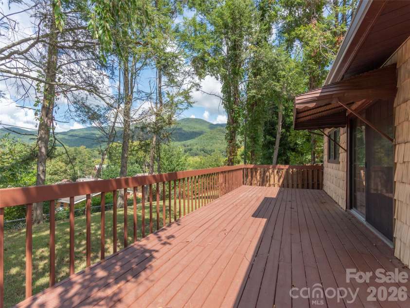 169 Serpentine Avenue, Hot Springs, NC 28743.  MLS# CAR4366060, YatesRealty ID 12734. Cabin Back Deck
