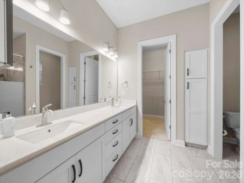 253 Stone Mountain Way, Denver, NC 28037.  MLS# CAR4368168, YatesRealty ID 12735. 