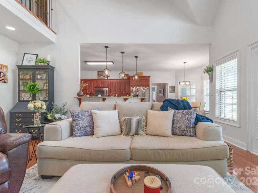 945 Songbird Street, Lancaster, SC 29720.  MLS# CAR4253644, YatesRealty ID 12735. 