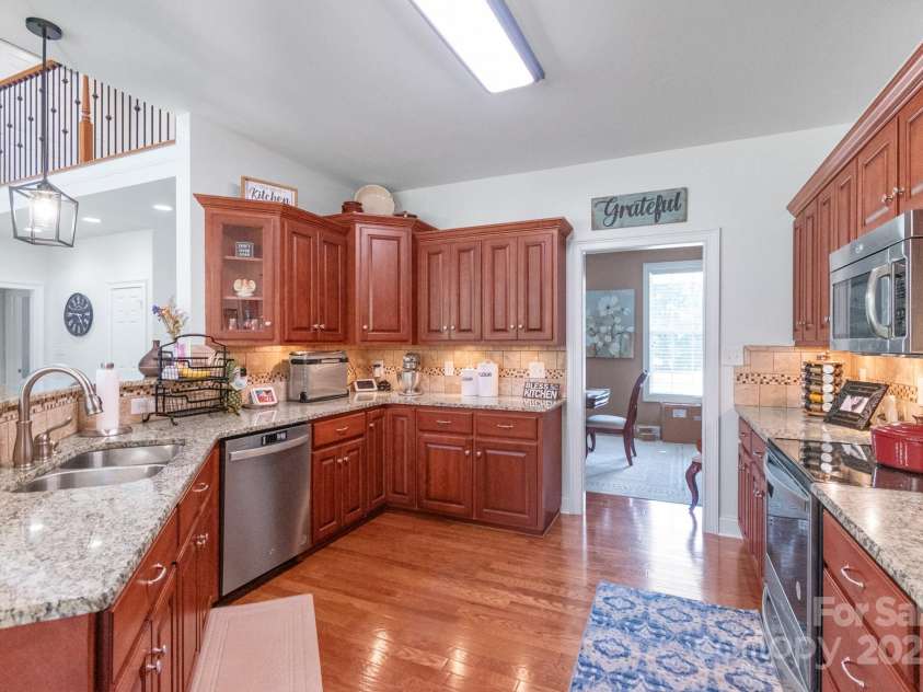 945 Songbird Street, Lancaster, SC 29720.  MLS# CAR4253644, YatesRealty ID 12735. 