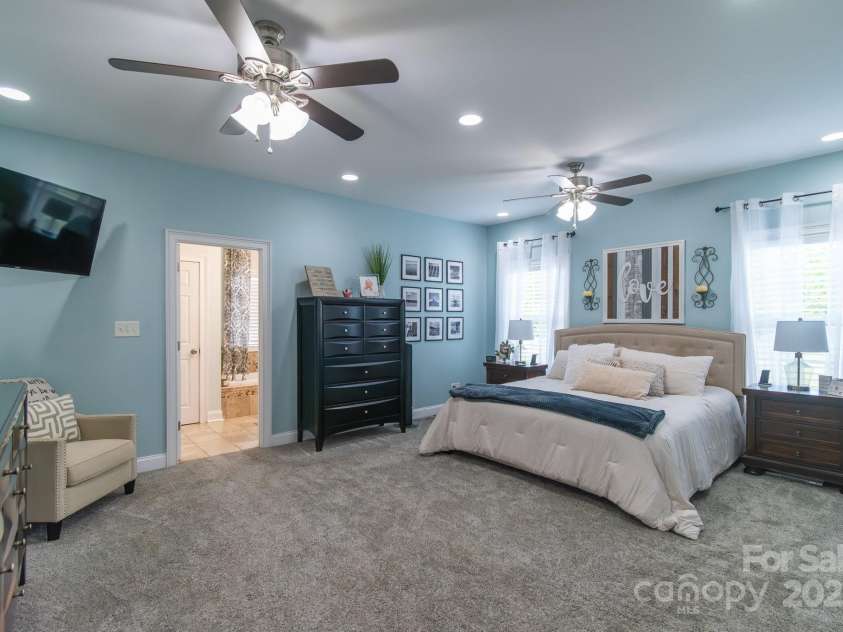 945 Songbird Street, Lancaster, SC 29720.  MLS# CAR4253644, YatesRealty ID 12735. 