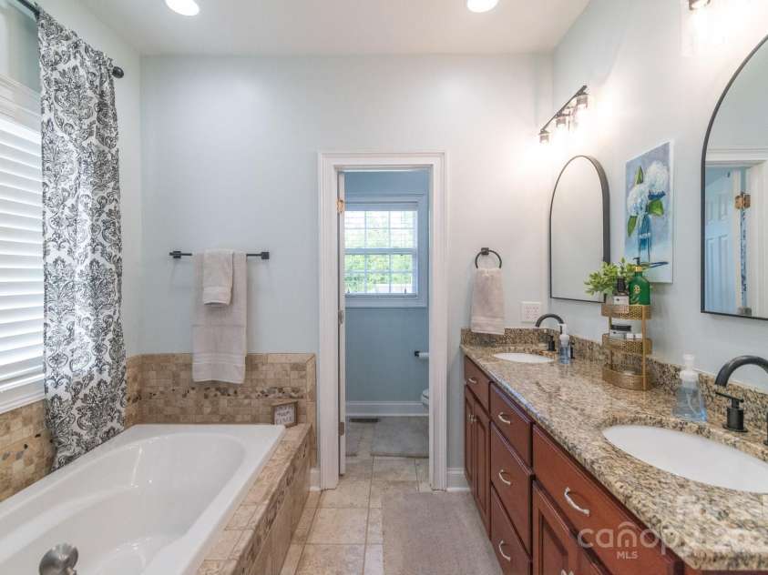 945 Songbird Street, Lancaster, SC 29720.  MLS# CAR4253644, YatesRealty ID 12735. 