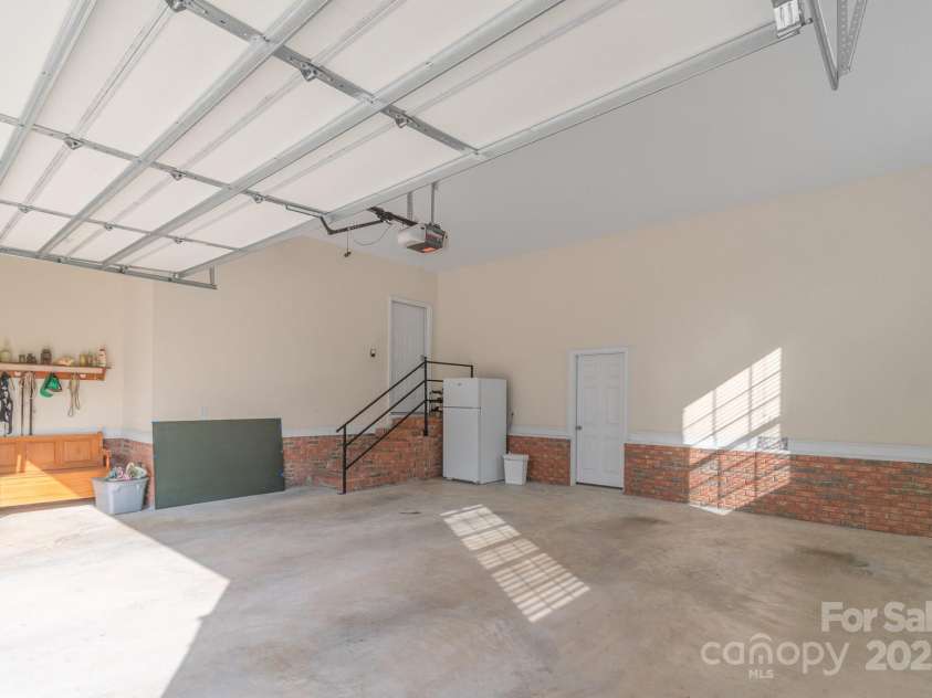 945 Songbird Street, Lancaster, SC 29720.  MLS# CAR4253644, YatesRealty ID 12735. 