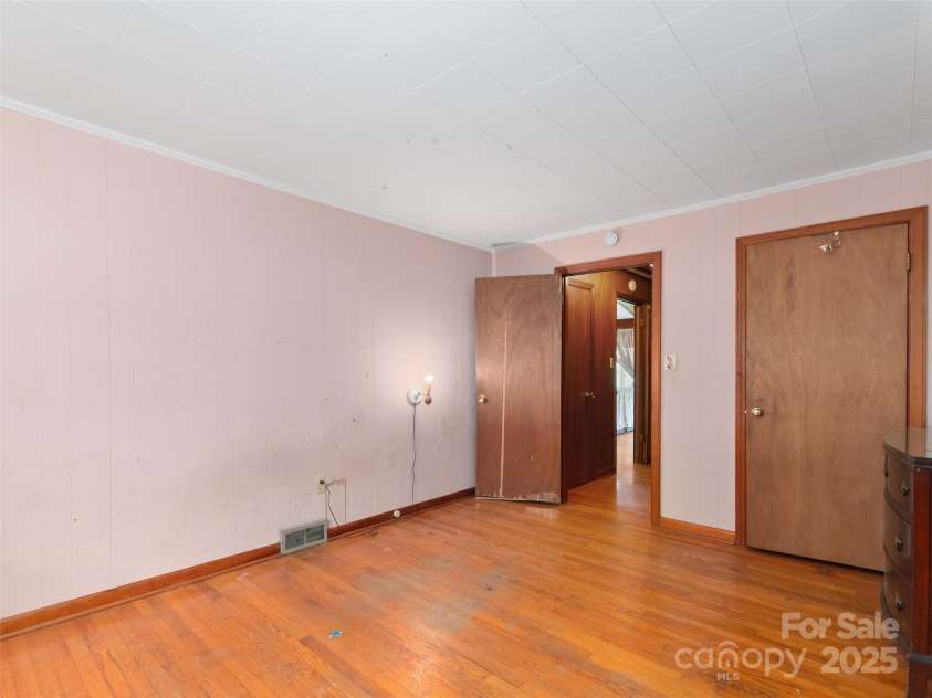 1532 Camp Branch Road, Waynesville, NC 28786.  MLS# CAR4254156, YatesRealty ID 12736. 