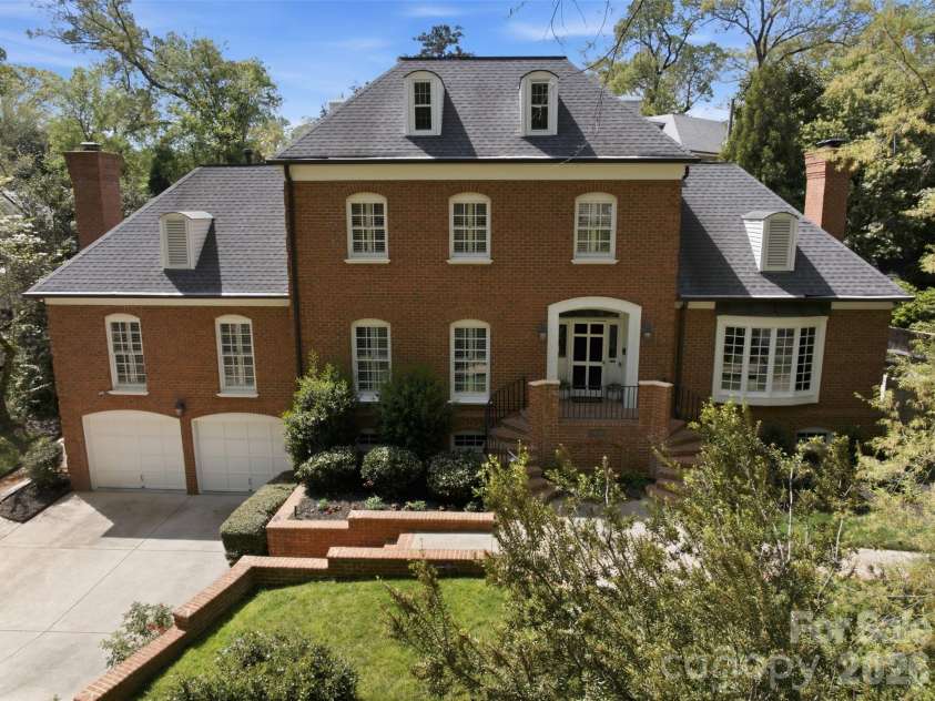 1124 Linganore Place, Charlotte, NC 28203.  MLS# CAR4369053, YatesRealty ID 12737. 