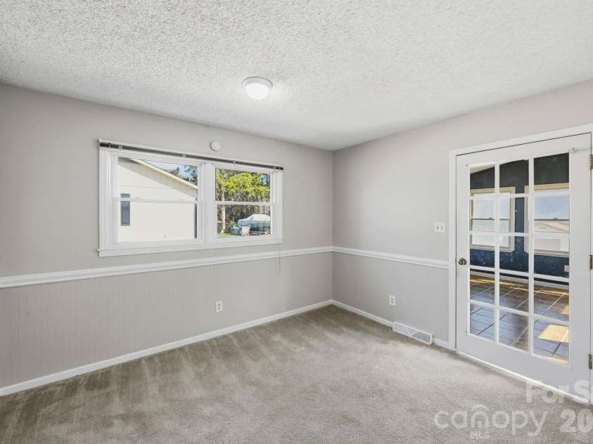 191 Fryling Avenue, Concord, NC 28025.  MLS# CAR4356548, YatesRealty ID 12738. 