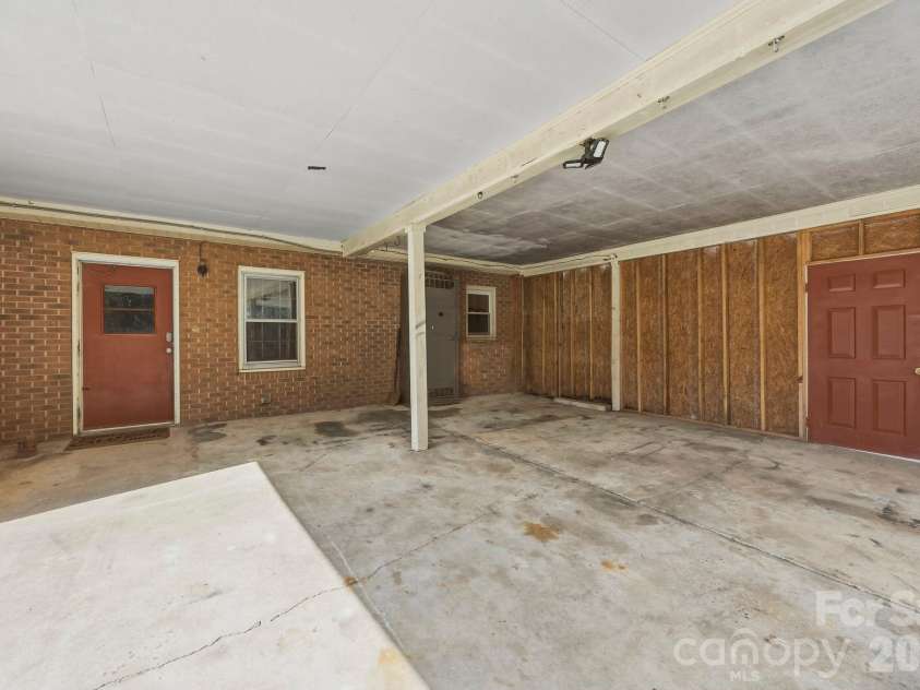 191 Fryling Avenue, Concord, NC 28025.  MLS# CAR4356548, YatesRealty ID 12738. 