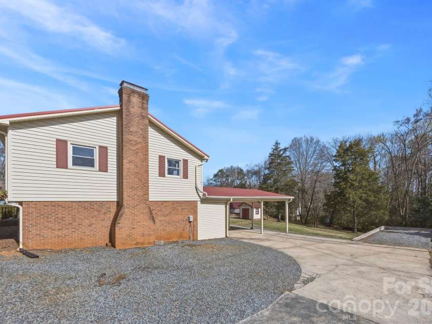 191 Fryling Avenue, Concord, NC 28025.  MLS# CAR4356548, YatesRealty ID 12738. 