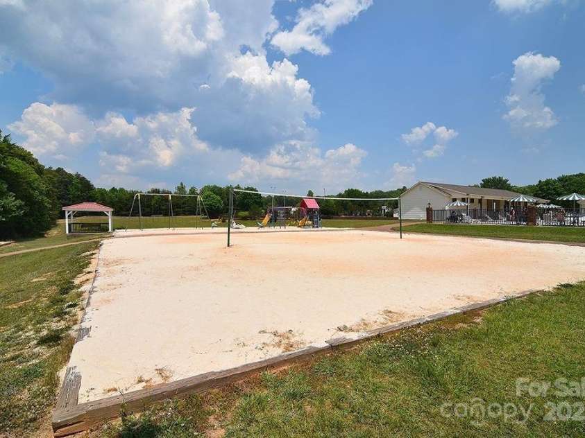 108 Brit Lane, New London, NC 28127.  MLS# CAR4321543, YatesRealty ID 12739. 