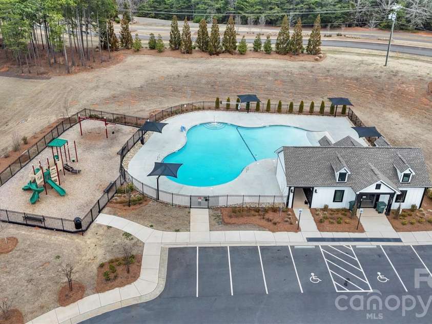 5235 Admirals Landing, Lancaster, SC 29720.  MLS# CAR4351780, YatesRealty ID 12739. 