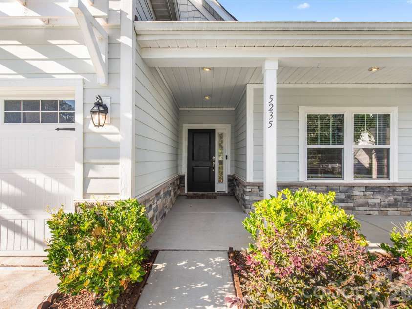 5235 Admirals Landing, Lancaster, SC 29720.  MLS# CAR4430130, YatesRealty ID 12739. 