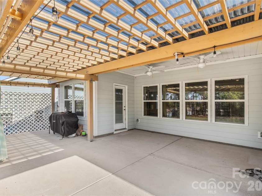 5235 Admirals Landing, Lancaster, SC 29720.  MLS# CAR4430130, YatesRealty ID 12739. 