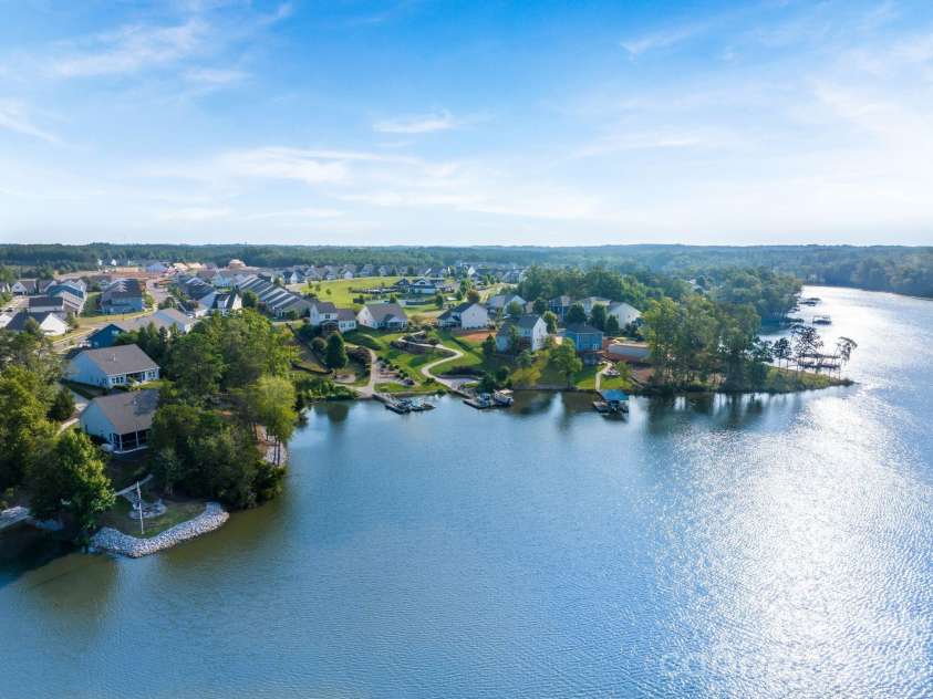5235 Admirals Landing, Lancaster, SC 29720.  MLS# CAR4430130, YatesRealty ID 12739. 