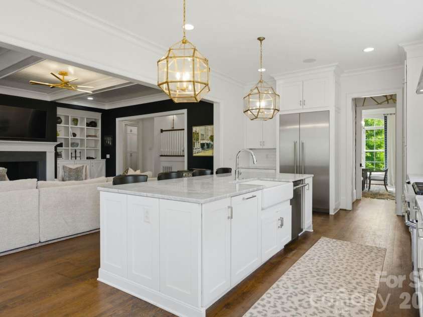 1605 Arborfield Commons Court, Matthews, NC 28105.  MLS# CAR4367073, YatesRealty ID 12740. Kitchen 