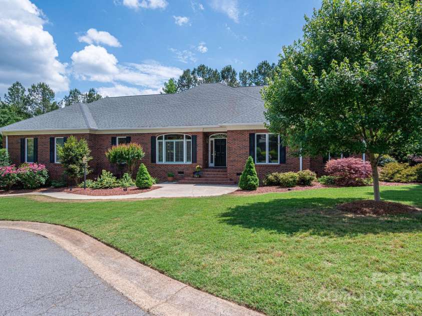 216 Commodore Court, Belmont, NC 28012.  MLS# CAR4249079, YatesRealty ID 12742. 