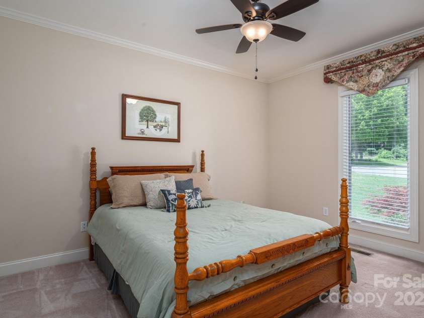 216 Commodore Court, Belmont, NC 28012.  MLS# CAR4249079, YatesRealty ID 12742. 