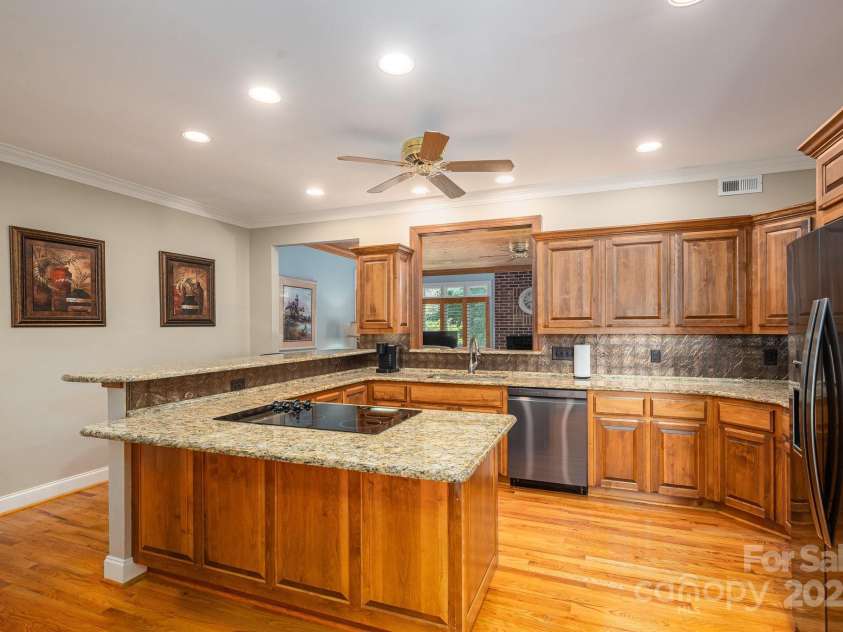 216 Commodore Court, Belmont, NC 28012.  MLS# CAR4249079, YatesRealty ID 12742. 