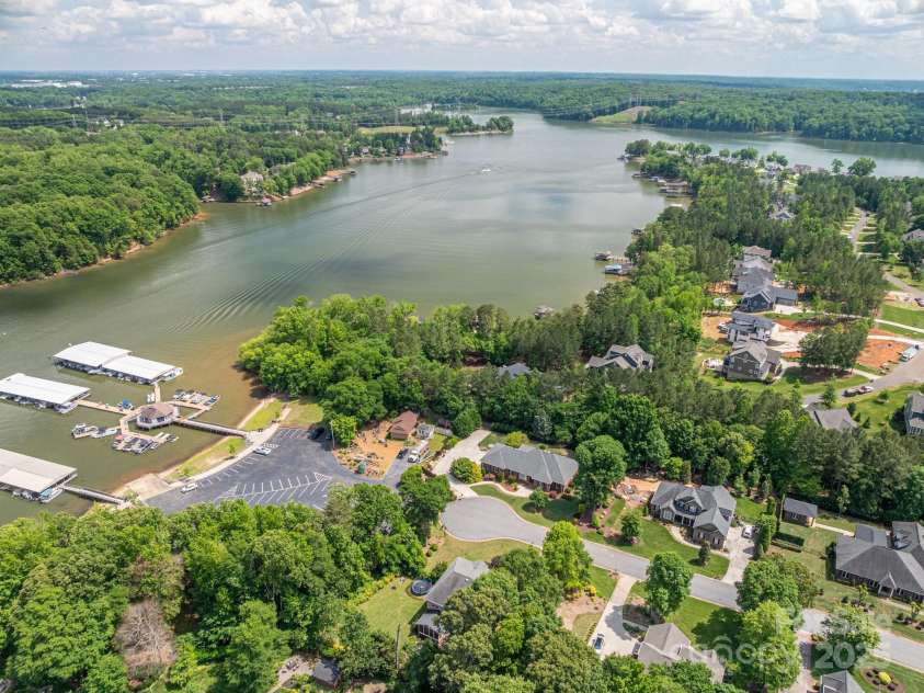 216 Commodore Court, Belmont, NC 28012.  MLS# CAR4249079, YatesRealty ID 12742. 