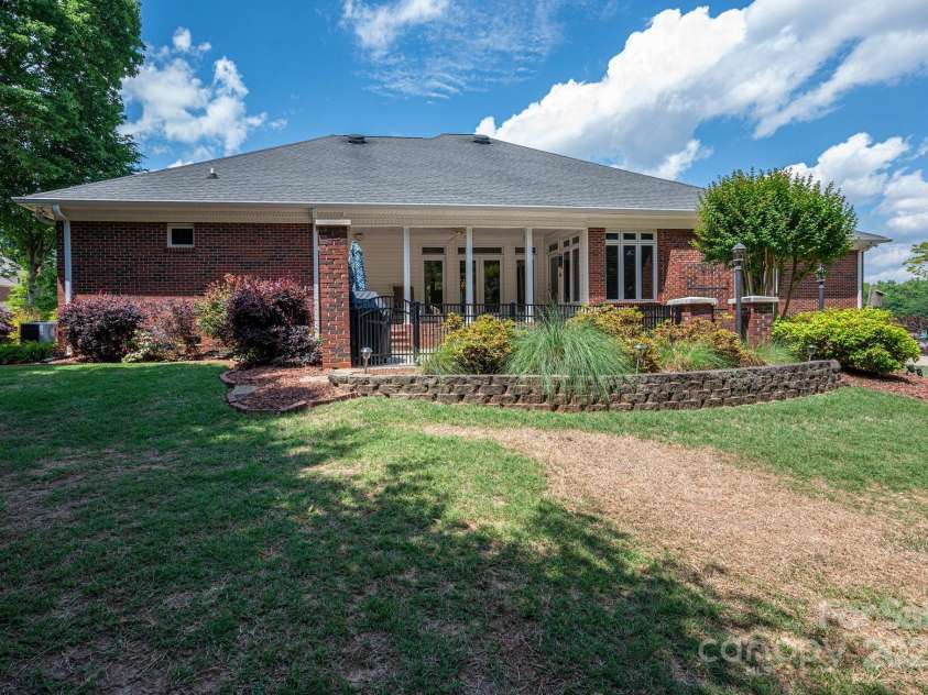 216 Commodore Court, Belmont, NC 28012.  MLS# CAR4249079, YatesRealty ID 12742. 