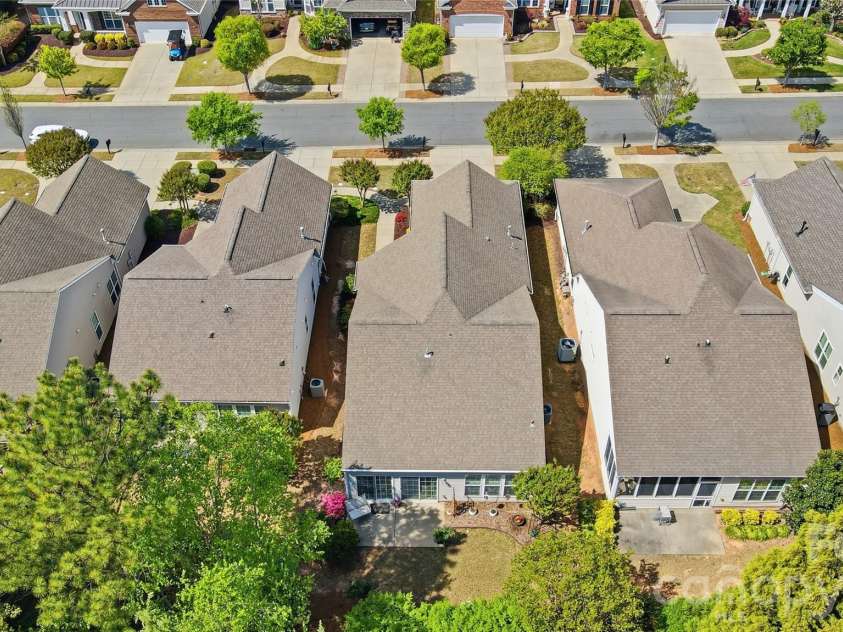 5123 Grandview Drive, Fort Mill, SC 29707.  MLS# CAR4364686, YatesRealty ID 12742. 