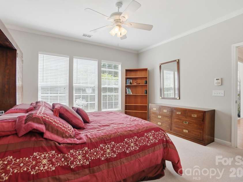 5123 Grandview Drive, Fort Mill, SC 29707.  MLS# CAR4364686, YatesRealty ID 12742. 