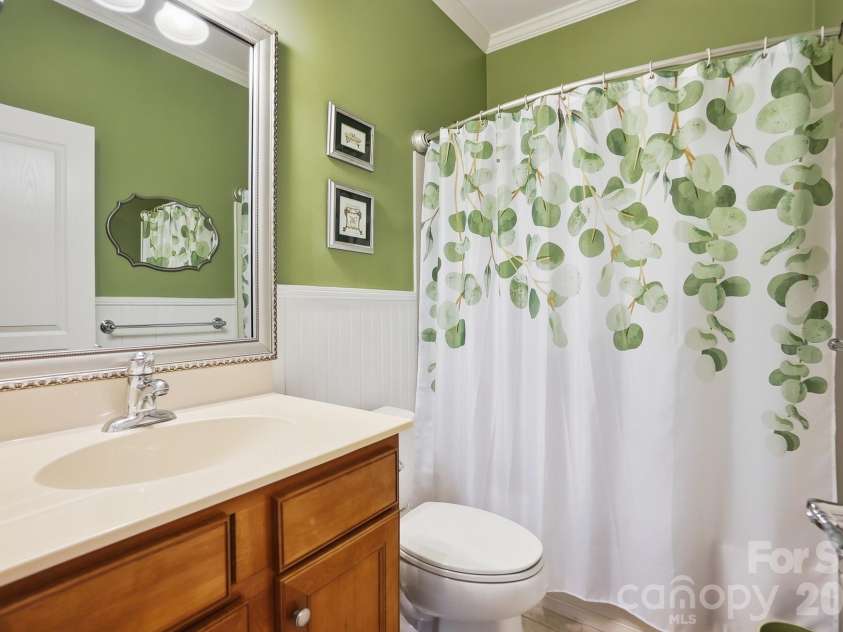 5123 Grandview Drive, Fort Mill, SC 29707.  MLS# CAR4364686, YatesRealty ID 12742. 