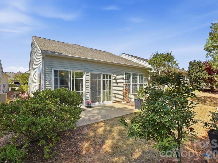 5123 Grandview Drive, Fort Mill, SC 29707.  MLS# CAR4364686, YatesRealty ID 12742. 