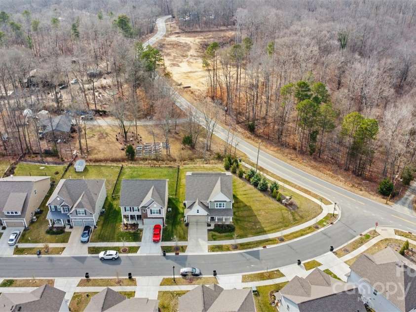 2006 Houle Lane, Charlotte, NC 28214.  MLS# CAR4214758, YatesRealty ID 12744. 