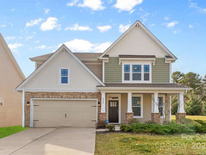 2006 Houle Lane, Charlotte, NC 28214.  MLS# CAR4214758, YatesRealty ID 12744. 