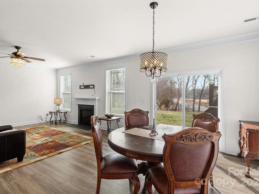 2006 Houle Lane, Charlotte, NC 28214.  MLS# CAR4214758, YatesRealty ID 12744. 