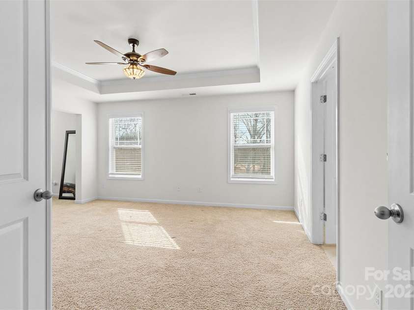 2006 Houle Lane, Charlotte, NC 28214.  MLS# CAR4214758, YatesRealty ID 12744. 