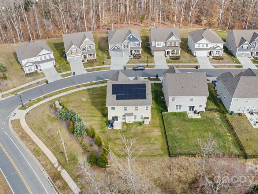 2006 Houle Lane, Charlotte, NC 28214.  MLS# CAR4214758, YatesRealty ID 12744. 