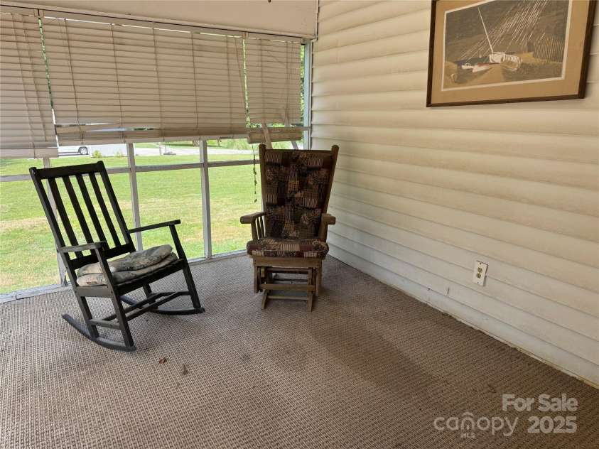 2501 Twin Avenue, Gastonia, NC 28052.  MLS# CAR4287951, YatesRealty ID 12747. 