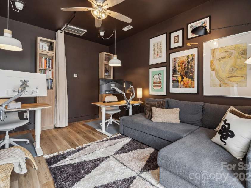 614 West End Drive, Charlotte, NC 28208.  MLS# CAR4256736, YatesRealty ID 12748. 