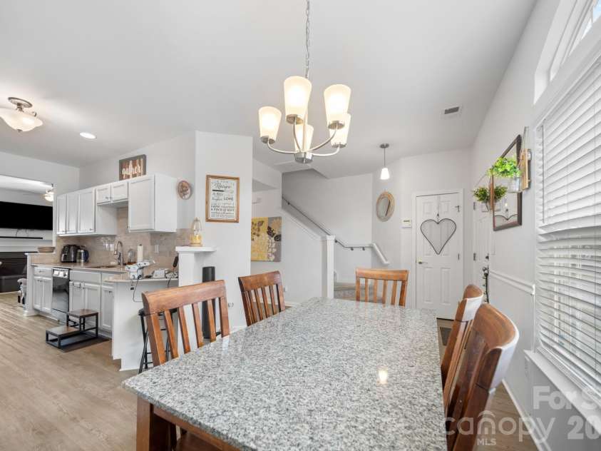 17610 Delmas Drive, Cornelius, NC 28031.  MLS# CAR4336612, YatesRealty ID 12749. 