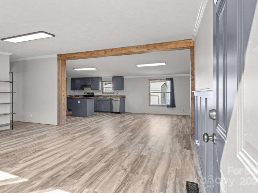 2154 Withers Drive, Maiden, NC 28650.  MLS# CAR4240580, YatesRealty ID 12749. 