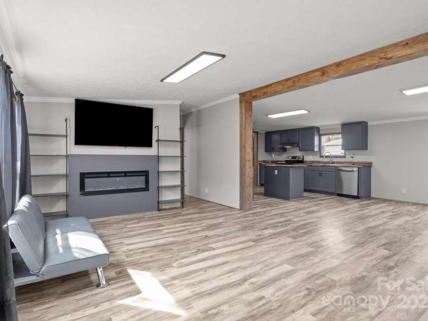 2154 Withers Drive, Maiden, NC 28650.  MLS# CAR4240580, YatesRealty ID 12749. 