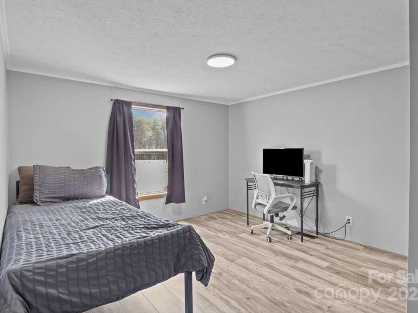 2154 Withers Drive, Maiden, NC 28650.  MLS# CAR4240580, YatesRealty ID 12749. 