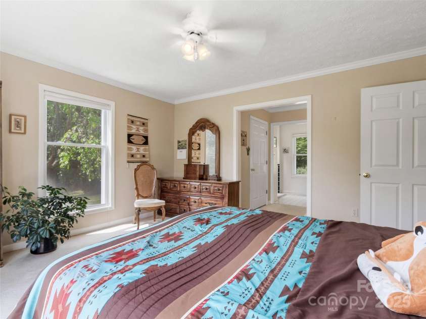 100 Rock Boulevard, Burnsville, NC 28714.  MLS# CAR4258377, YatesRealty ID 12750. 