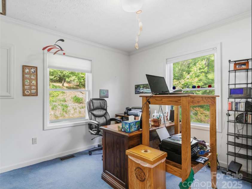 100 Rock Boulevard, Burnsville, NC 28714.  MLS# CAR4258377, YatesRealty ID 12750. 