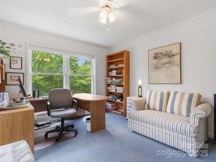 100 Rock Boulevard, Burnsville, NC 28714.  MLS# CAR4258377, YatesRealty ID 12750. 