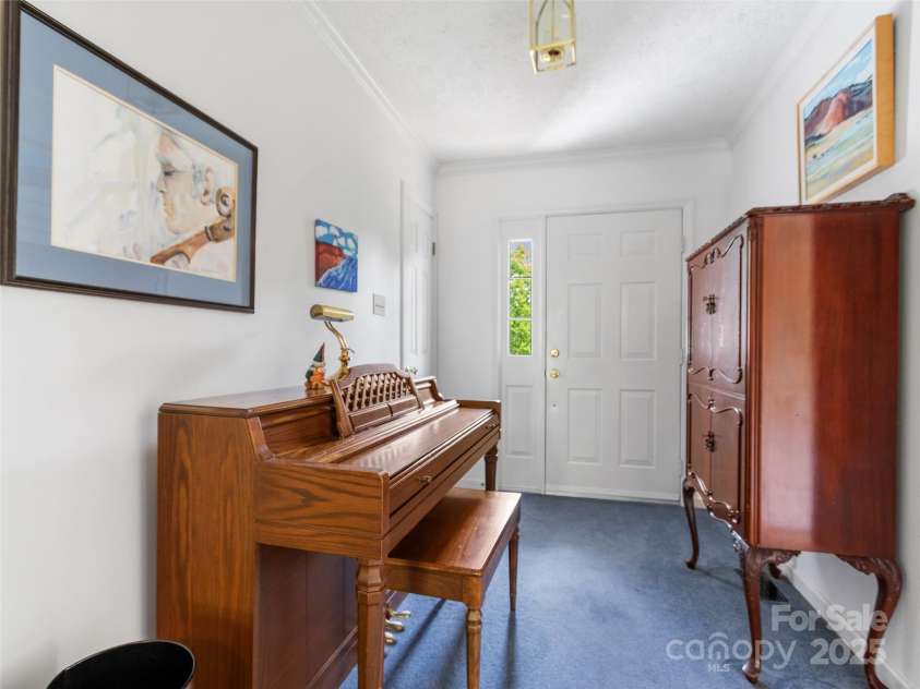 100 Rock Boulevard, Burnsville, NC 28714.  MLS# CAR4258377, YatesRealty ID 12750. 