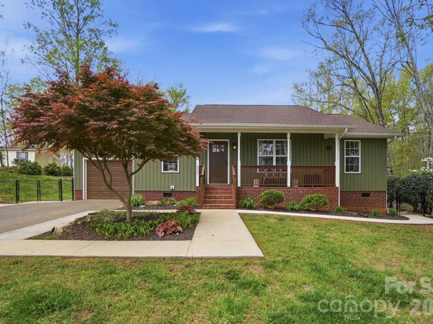 202 Unity Church Road, Kings Mountain, NC 28086.  MLS# CAR4364259, YatesRealty ID 12750. 