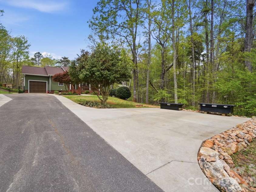 202 Unity Church Road, Kings Mountain, NC 28086.  MLS# CAR4364259, YatesRealty ID 12750. 
