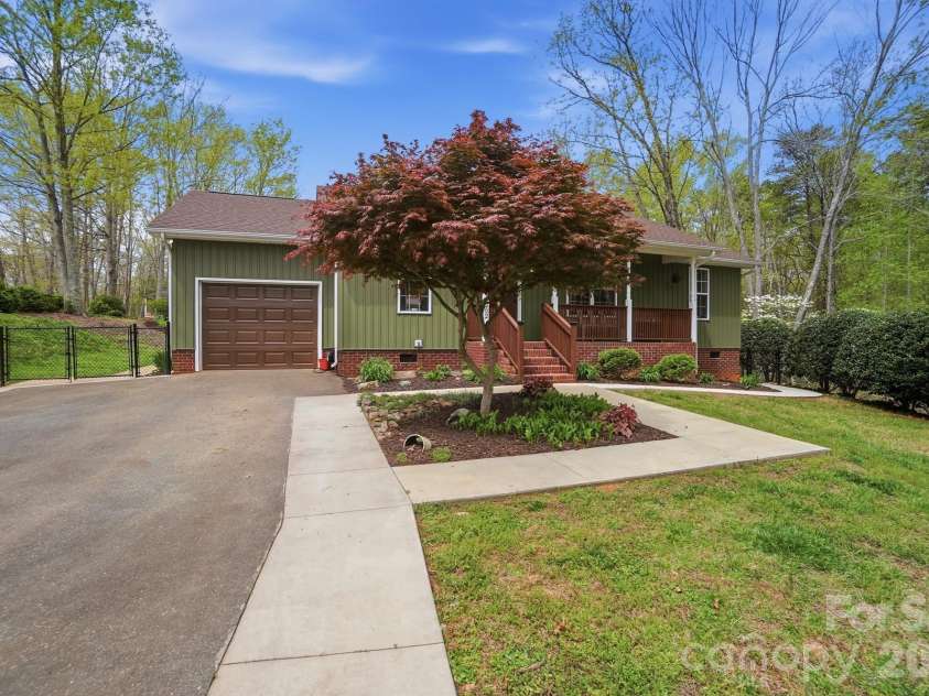 202 Unity Church Road, Kings Mountain, NC 28086.  MLS# CAR4364259, YatesRealty ID 12750. 