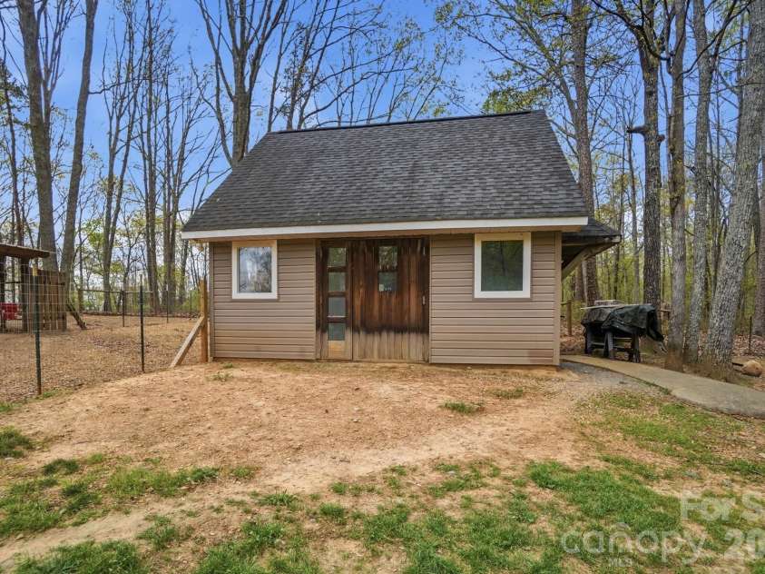 202 Unity Church Road, Kings Mountain, NC 28086.  MLS# CAR4364259, YatesRealty ID 12750. 